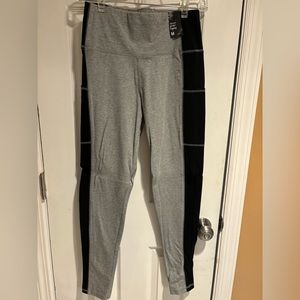 (NWT) High Waist Black & Gray Pocket Leggings